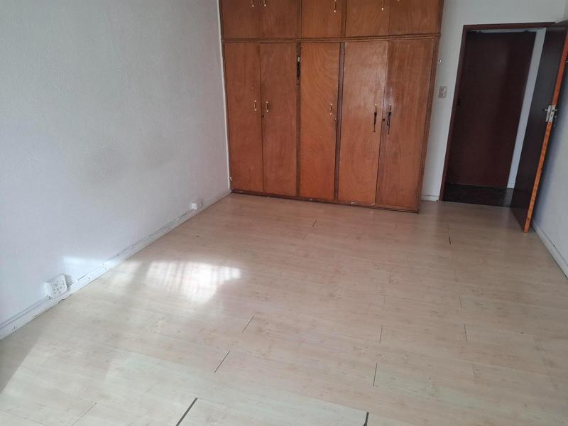 To Let 3 Bedroom Property for Rent in Goodwood Central Western Cape